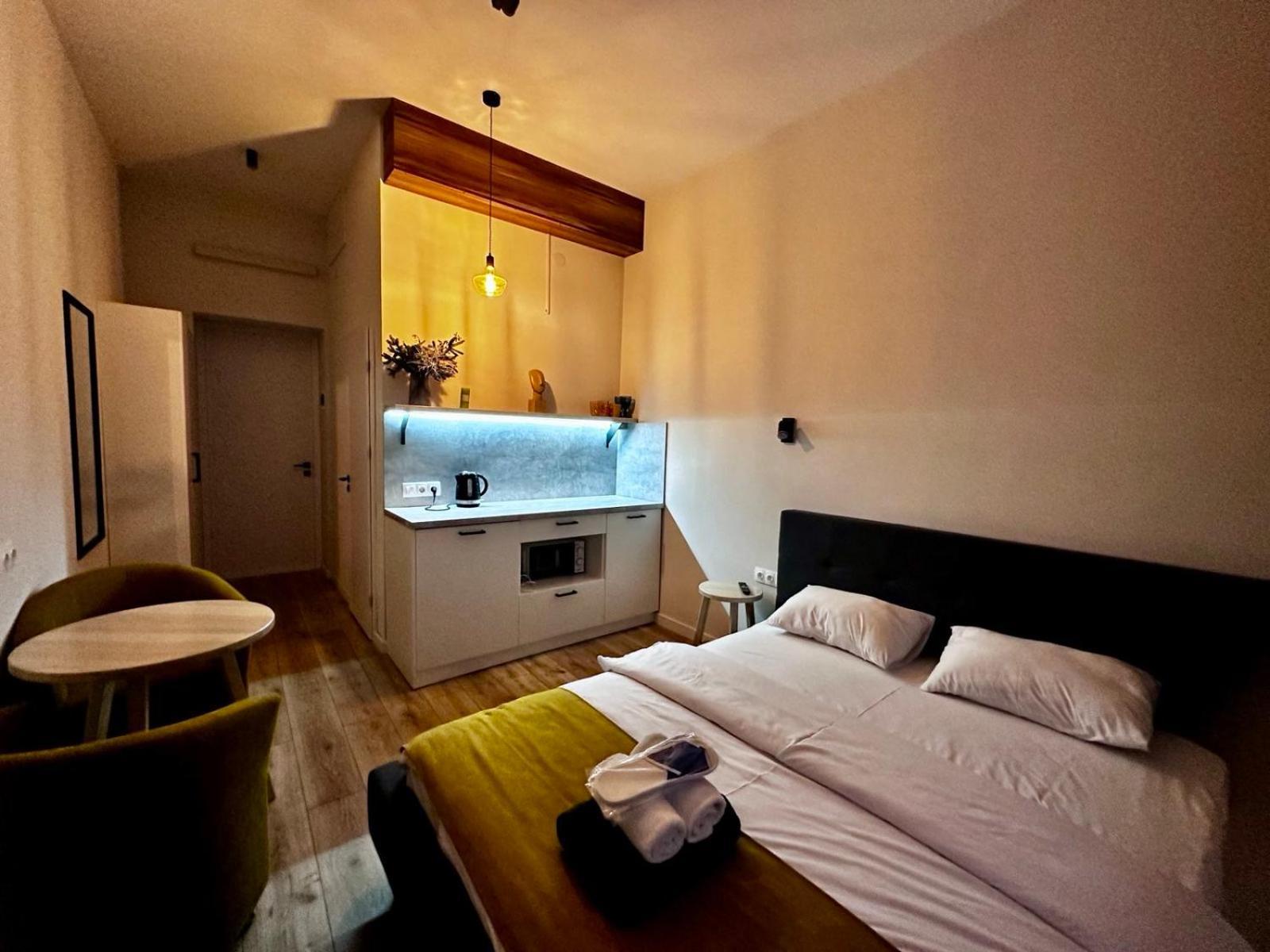 Hotel Gallery 21 Lviv Kültér fotó