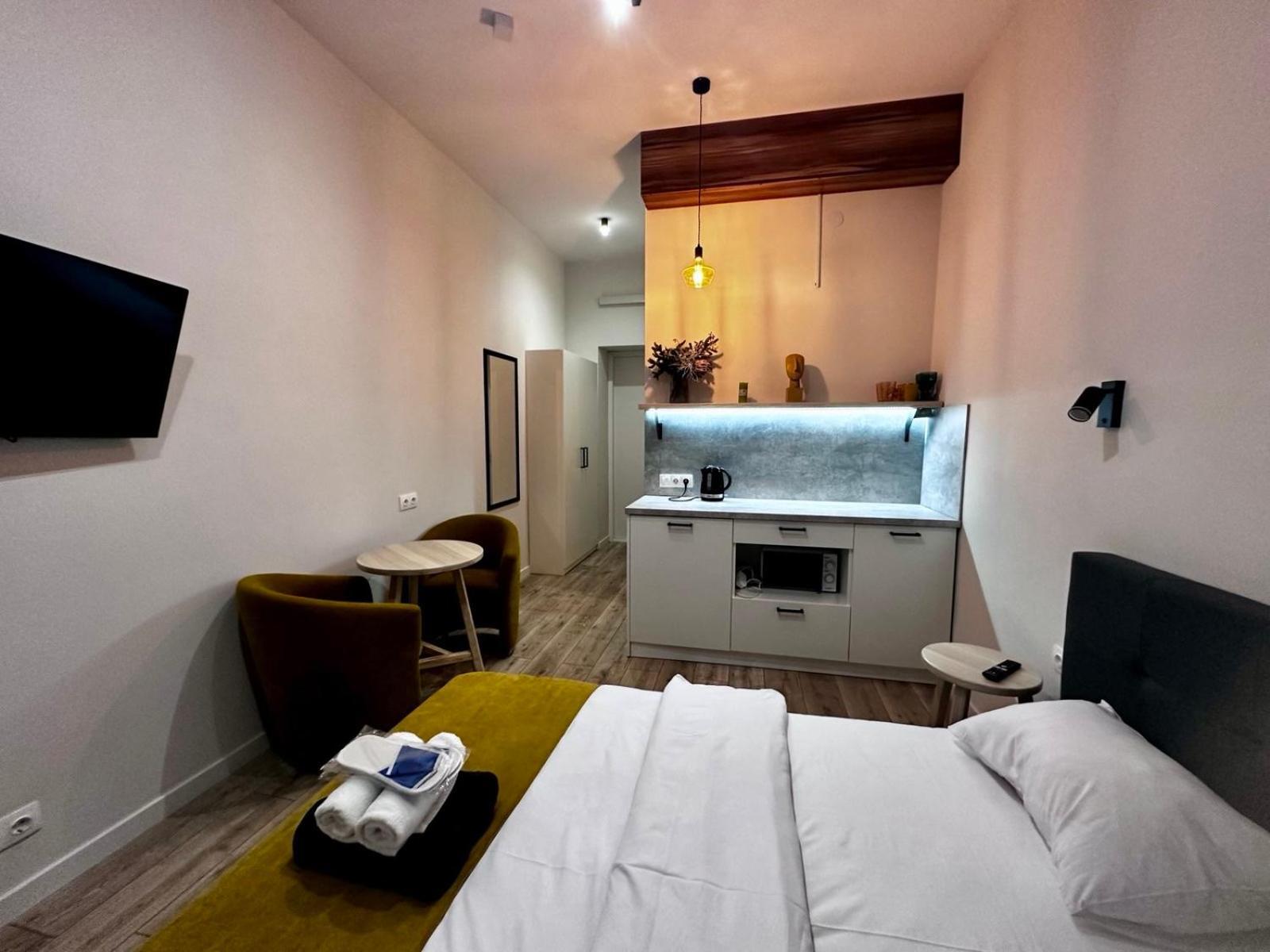 Hotel Gallery 21 Lviv Kültér fotó