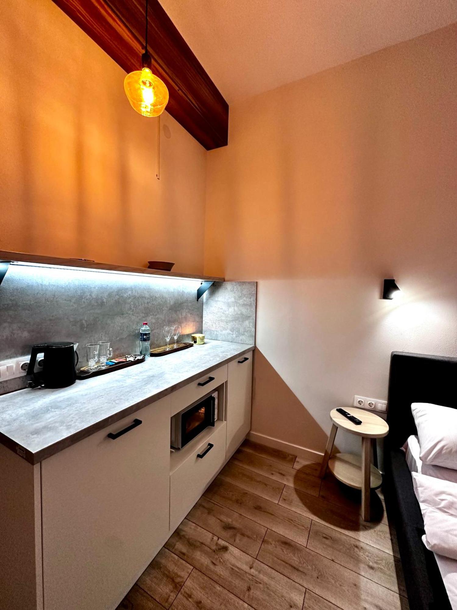 Hotel Gallery 21 Lviv Kültér fotó