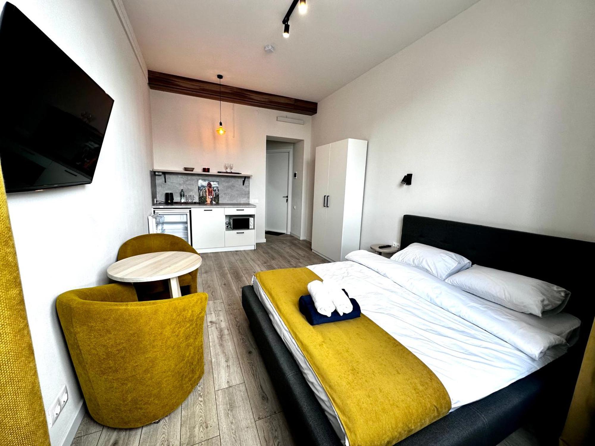 Hotel Gallery 21 Lviv Kültér fotó