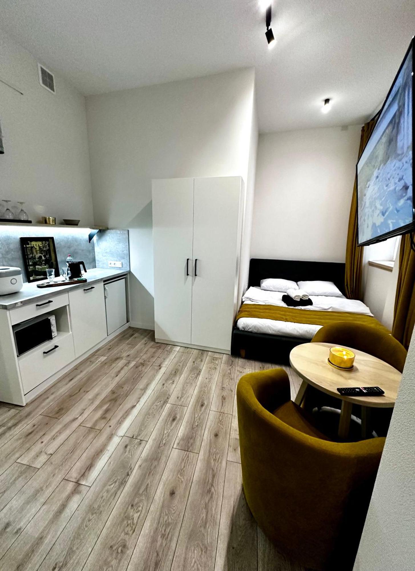 Hotel Gallery 21 Lviv Kültér fotó