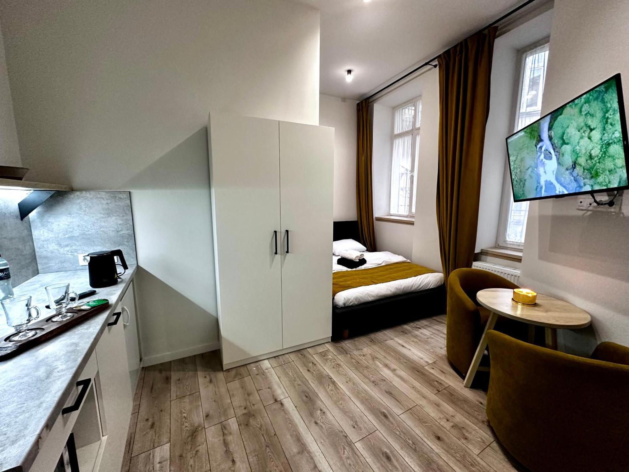 Hotel Gallery 21 Lviv Kültér fotó