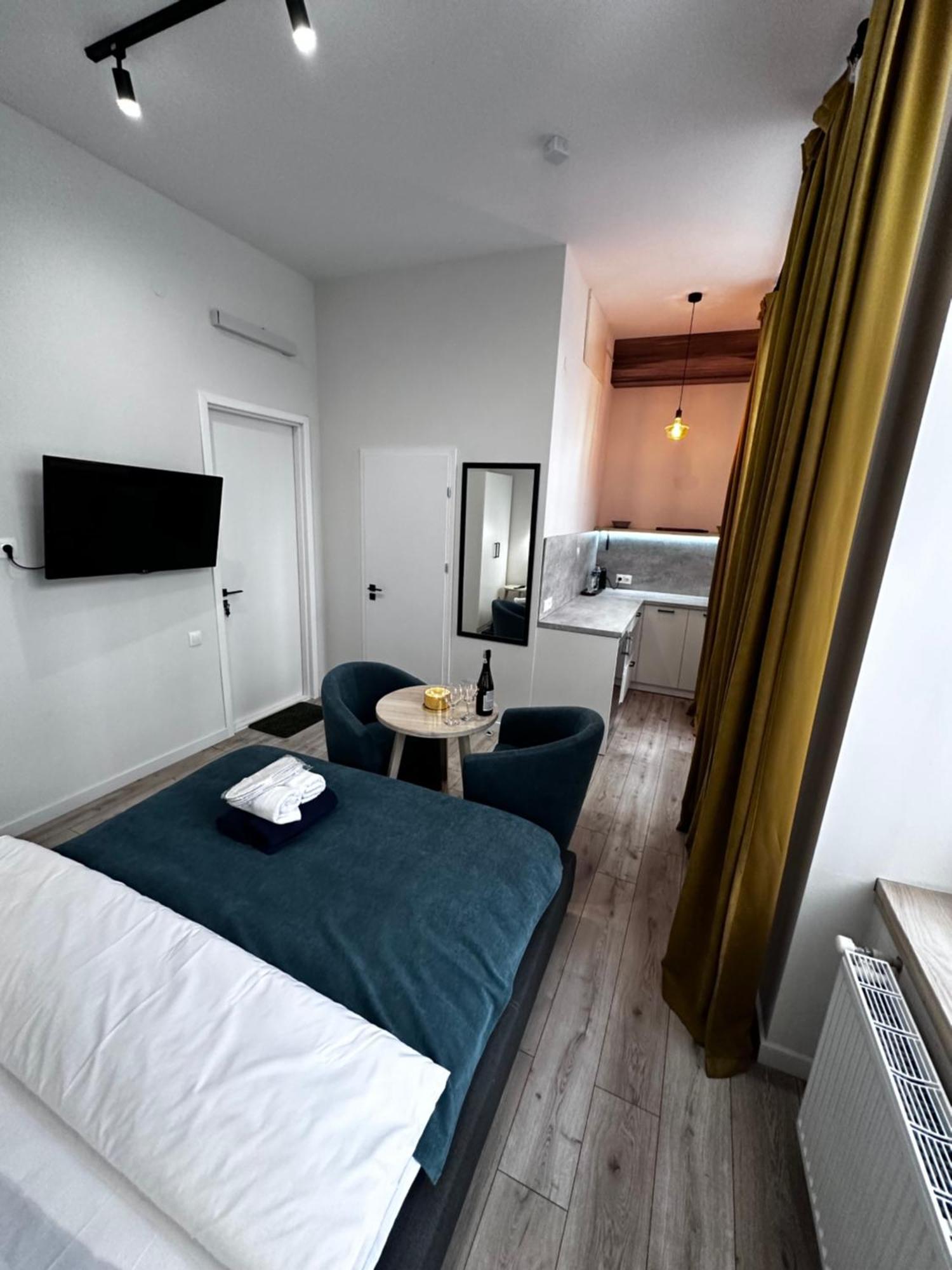 Hotel Gallery 21 Lviv Kültér fotó