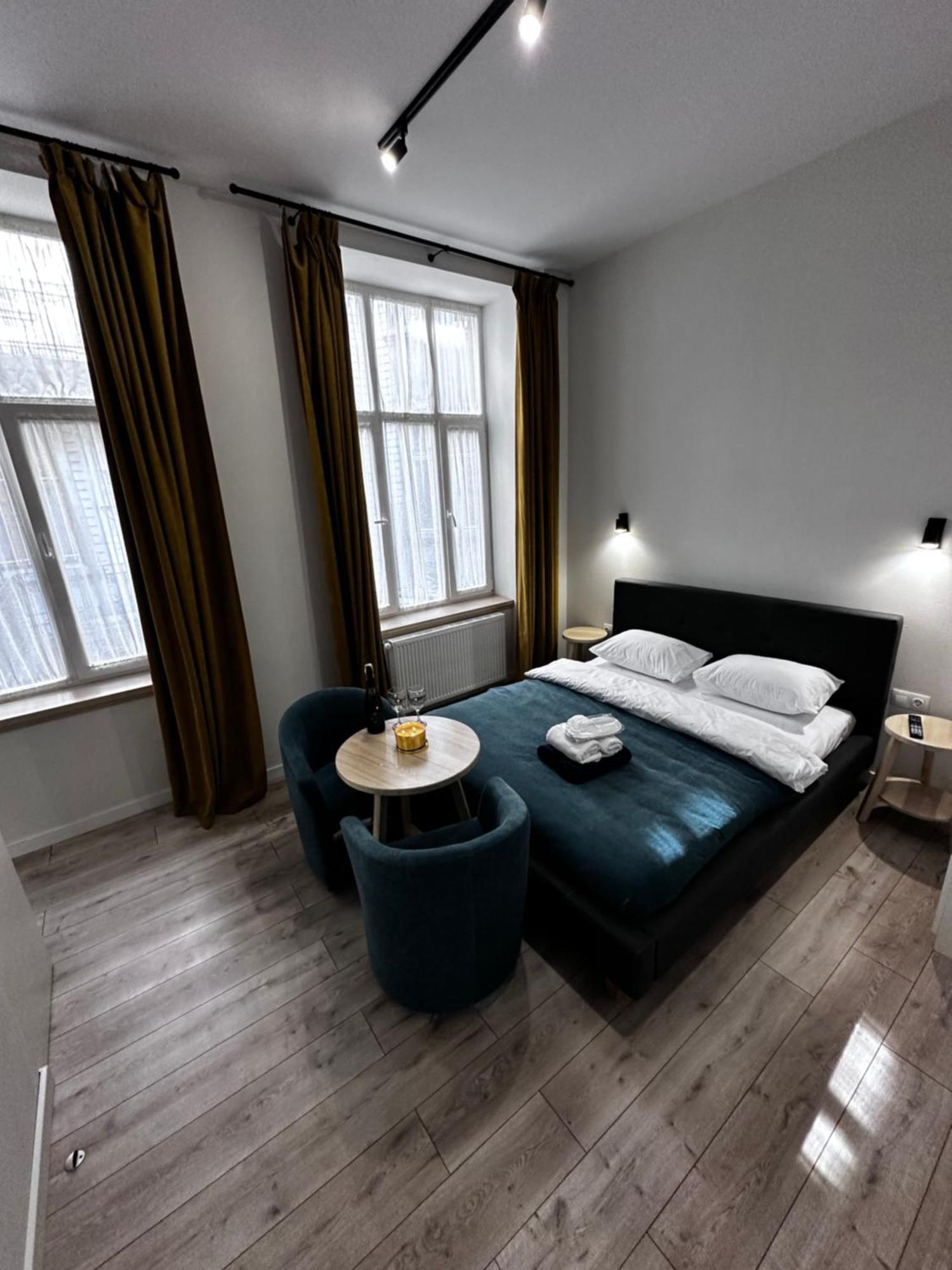 Hotel Gallery 21 Lviv Kültér fotó