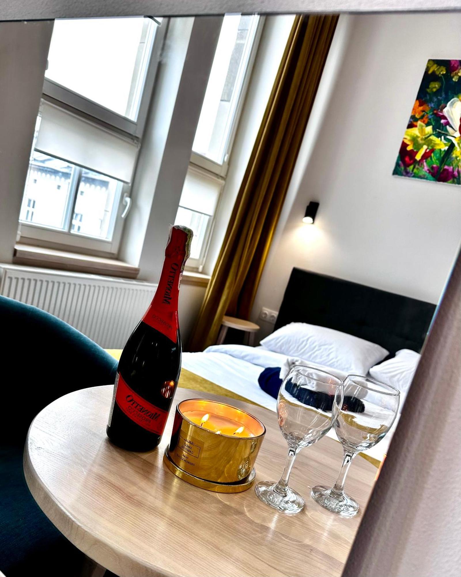 Hotel Gallery 21 Lviv Kültér fotó
